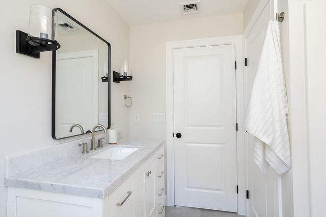 65 Great Neck Road, Wareham, MA 02538