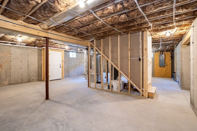 65 Great Neck Road, Wareham, MA 02538