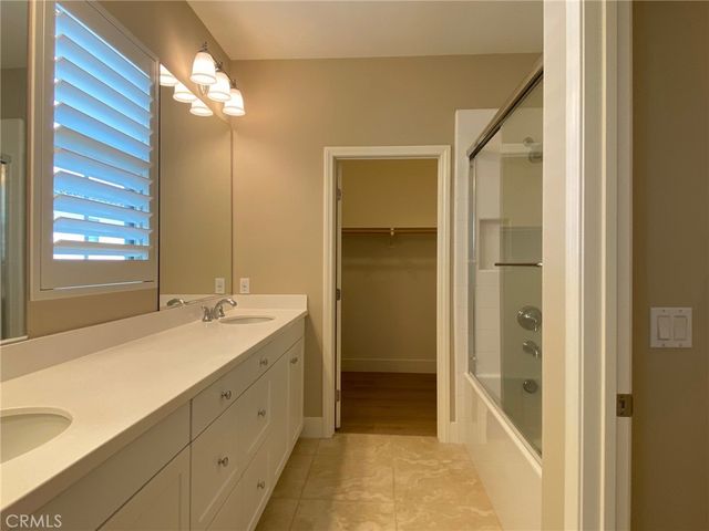 31 Norwich, Irvine, CA 92620