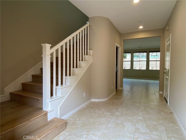 31 Norwich, Irvine, CA 92620