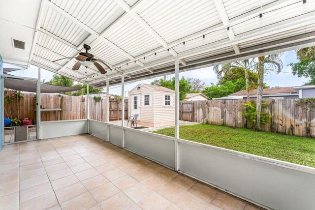 2800 NE 8th Avenue NE, Pompano Beach, FL 33064