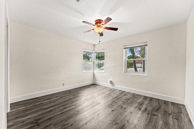 2800 NE 8th Avenue NE, Pompano Beach, FL 33064