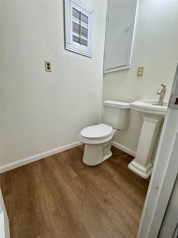 4039 Erby Street A, Houston, TX 77087