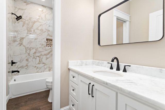 1130 Lyndale Street, Vidor, TX 77662