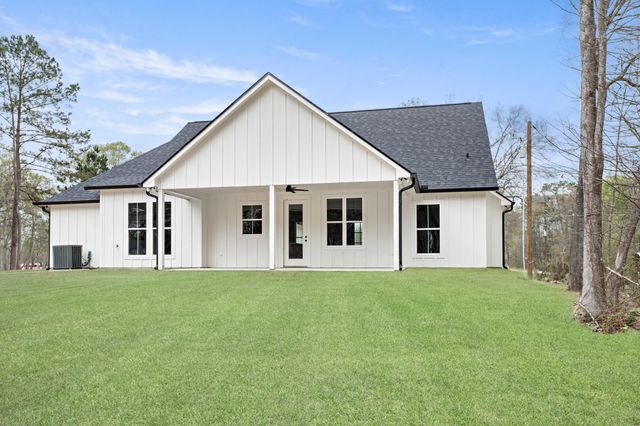 1130 Lyndale Street, Vidor, TX 77662