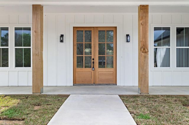 1130 Lyndale Street, Vidor, TX 77662