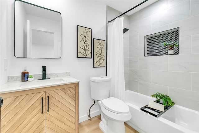 6221 Maple Springs Drive, Arlington, TX 76001