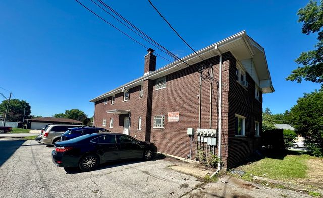 18207 Locust Street, Lansing, IL 60438