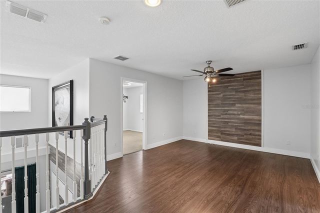 10142 SILMARIEN STREET, Orlando, FL 32825