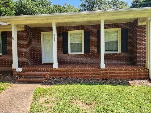 4880 Hawkwood Trail, Winston-salem, NC 27103