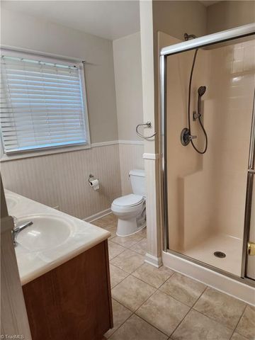 4880 Hawkwood Trail, Winston-salem, NC 27103