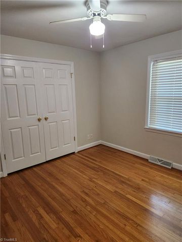 4880 Hawkwood Trail, Winston-salem, NC 27103