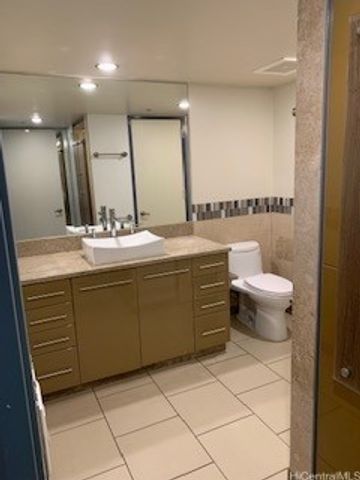 1200 Queen Emma Street 3708, Honolulu, HI 96813