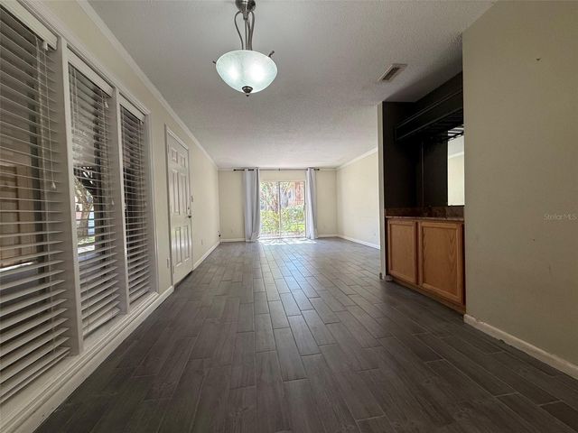 507 NW 39TH ROAD 102, Gainesville, FL 32607