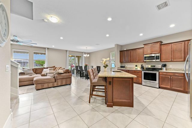 11941 Cypress Key Way, Royal Palm Beach, FL 33411