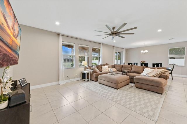 11941 Cypress Key Way, Royal Palm Beach, FL 33411