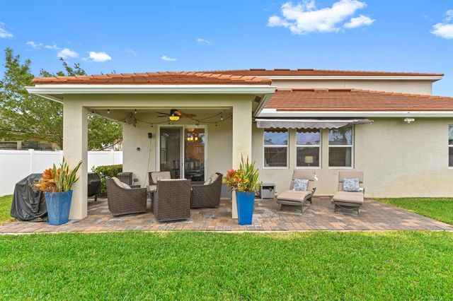 11941 Cypress Key Way, Royal Palm Beach, FL 33411