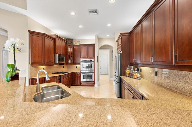 7011 Isla Vista Drive, West Palm Beach, FL 33412