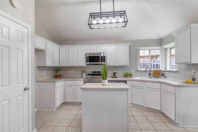 4857 Eagle Trace Drive, Fort Worth, TX 76244
