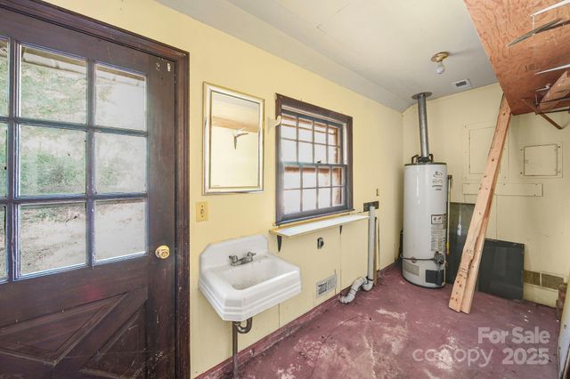 509 Lee Avenue, Wadesboro, NC 28170