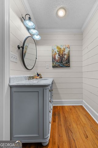 1909 Azalea Drive, Valdosta, GA 31602