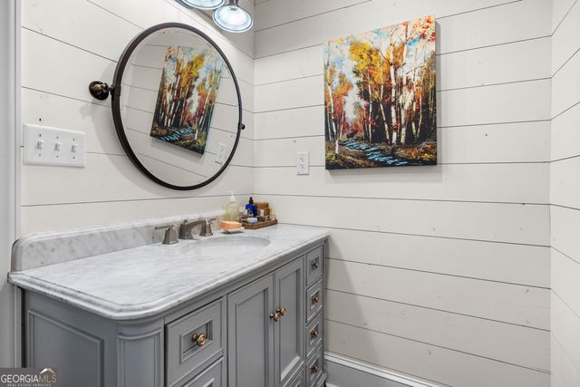 1909 Azalea Drive, Valdosta, GA 31602