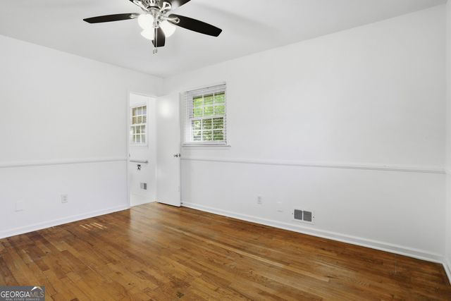 1197 Woodleigh Road SW, Marietta, GA 30008