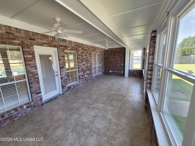 13165 Coldwater Drive, Olive Branch, MS 38654