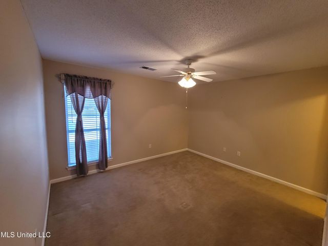 13165 Coldwater Drive, Olive Branch, MS 38654