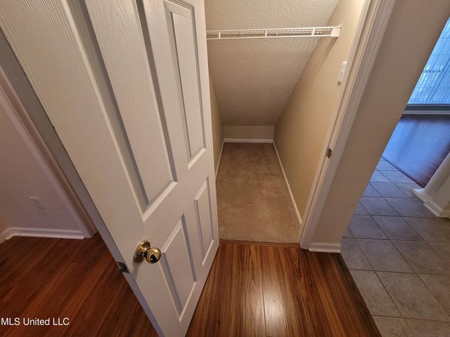 13165 Coldwater Drive, Olive Branch, MS 38654