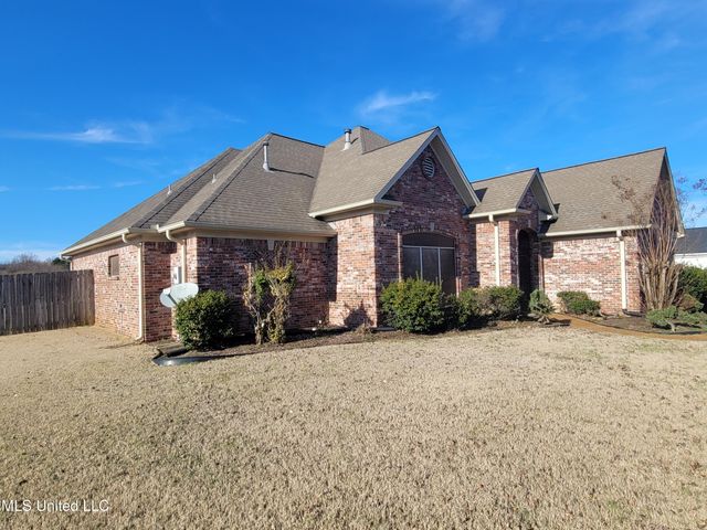 13165 Coldwater Drive, Olive Branch, MS 38654