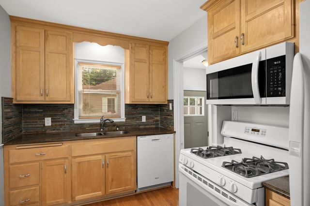 7220 Newton Avenue S, Richfield, MN 55423