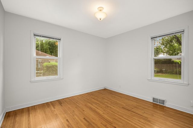 7220 Newton Avenue S, Richfield, MN 55423