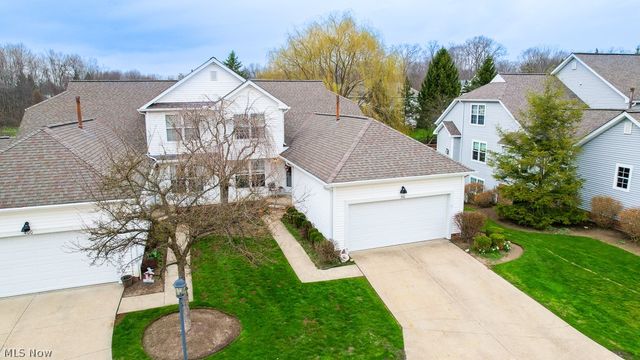 390 Blair Circle, Aurora, OH 44202