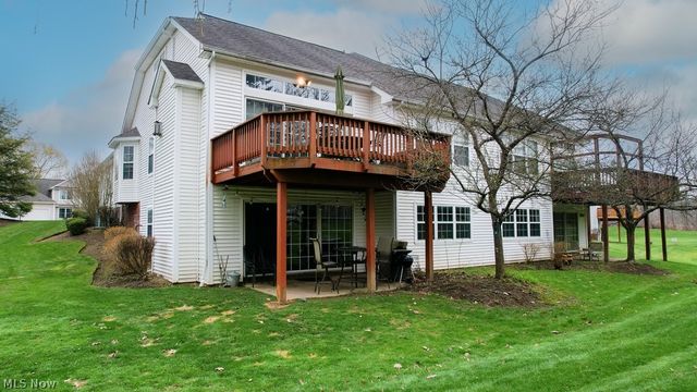 390 Blair Circle, Aurora, OH 44202