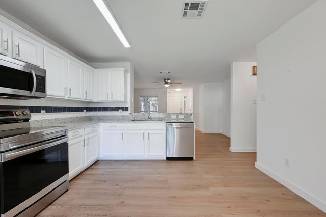 11106 Franklins Tale LOOP, Austin, TX 78748