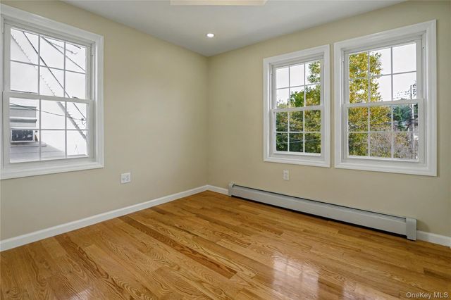 104-40 194th Street, Saint Albans, NY 11412