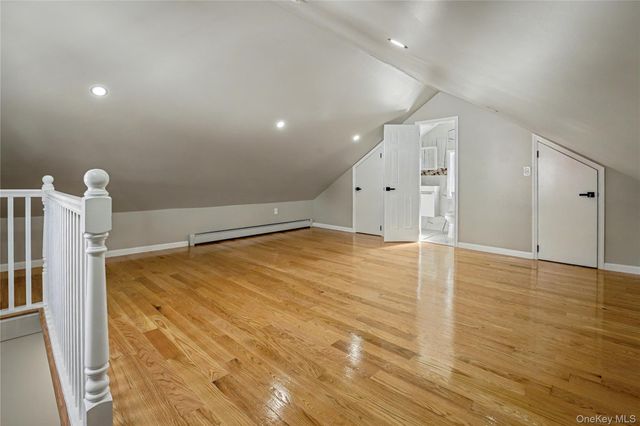 104-40 194th Street, Saint Albans, NY 11412