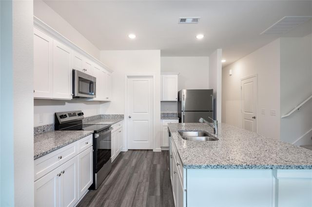 31114 Gayle Prairie Oaks Street, Waller, TX 77484