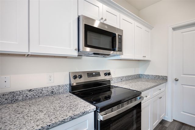 31114 Gayle Prairie Oaks Street, Waller, TX 77484