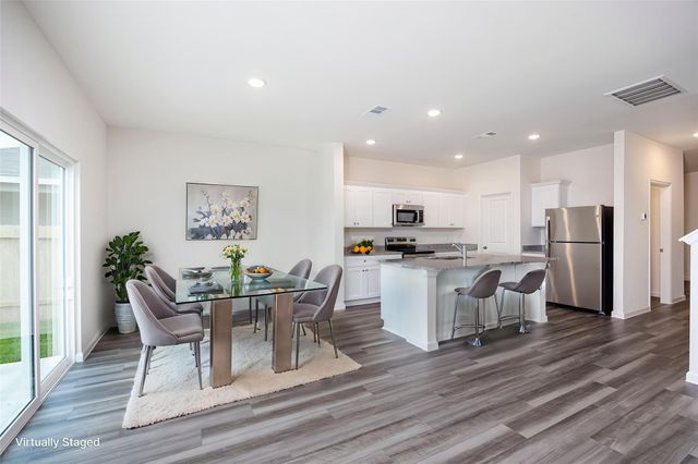 31114 Gayle Prairie Oaks Street, Waller, TX 77484