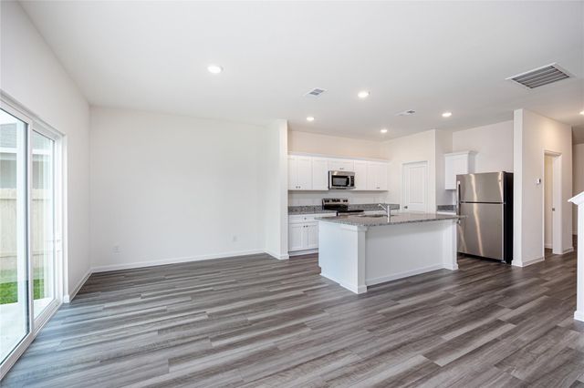 31114 Gayle Prairie Oaks Street, Waller, TX 77484