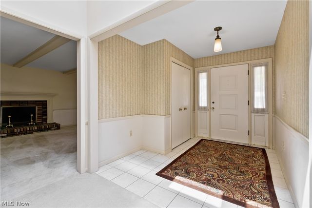 27103 Hilliard Boulevard, Westlake, OH 44145