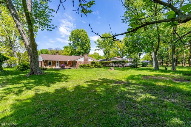 27103 Hilliard Boulevard, Westlake, OH 44145