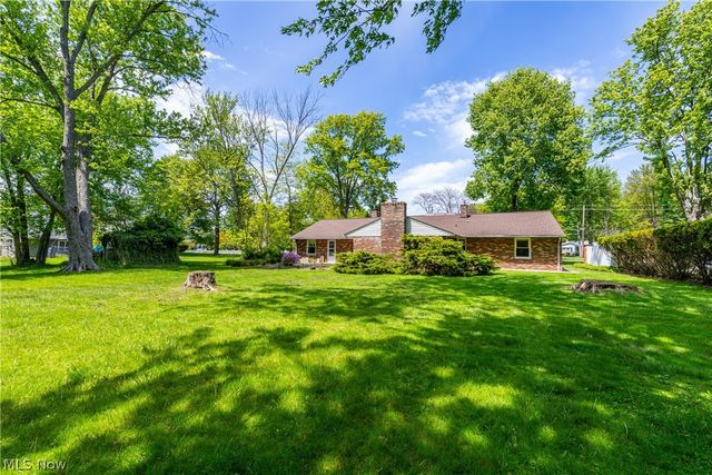 27103 Hilliard Boulevard, Westlake, OH 44145