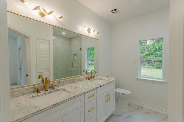 1608 Southern Oaks Drive, Conroe, TX 77301