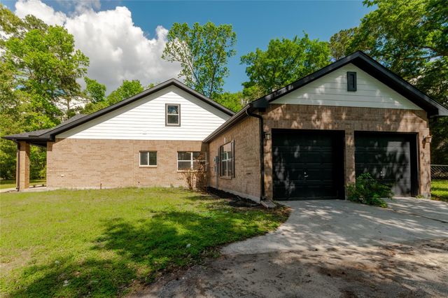 1608 Southern Oaks Drive, Conroe, TX 77301