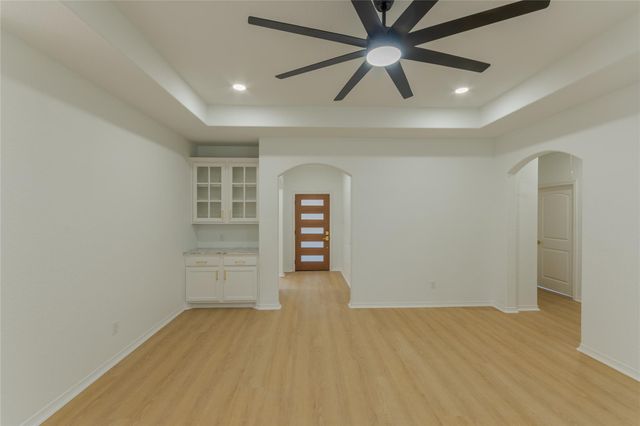 1608 Southern Oaks Drive, Conroe, TX 77301