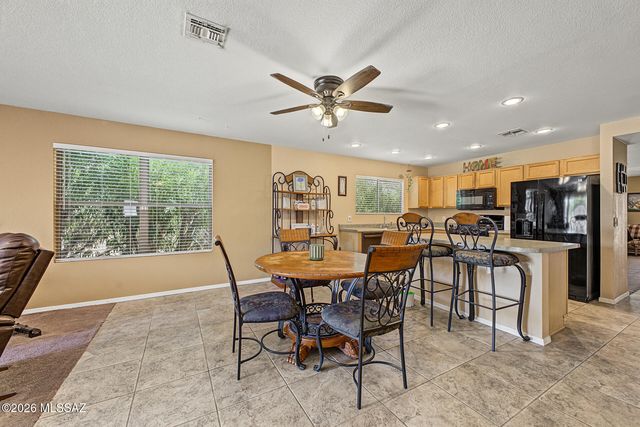 9910 E Deer Trail, Tucson, AZ 85748