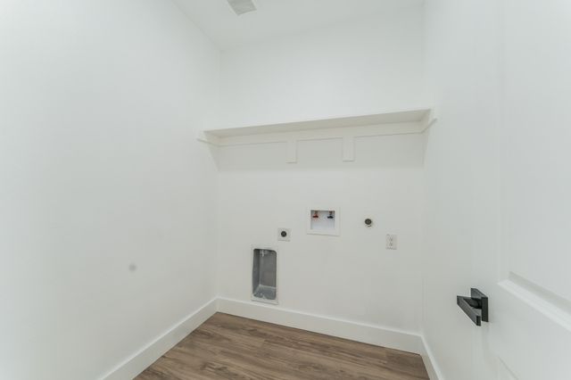 103 Ross Street W, Sulphur Springs, TX 75482